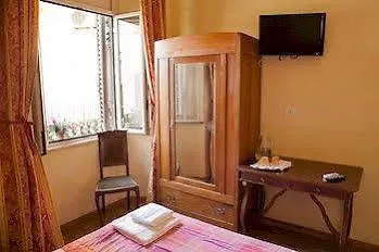 Conte Guesthouse Rzym 2*,